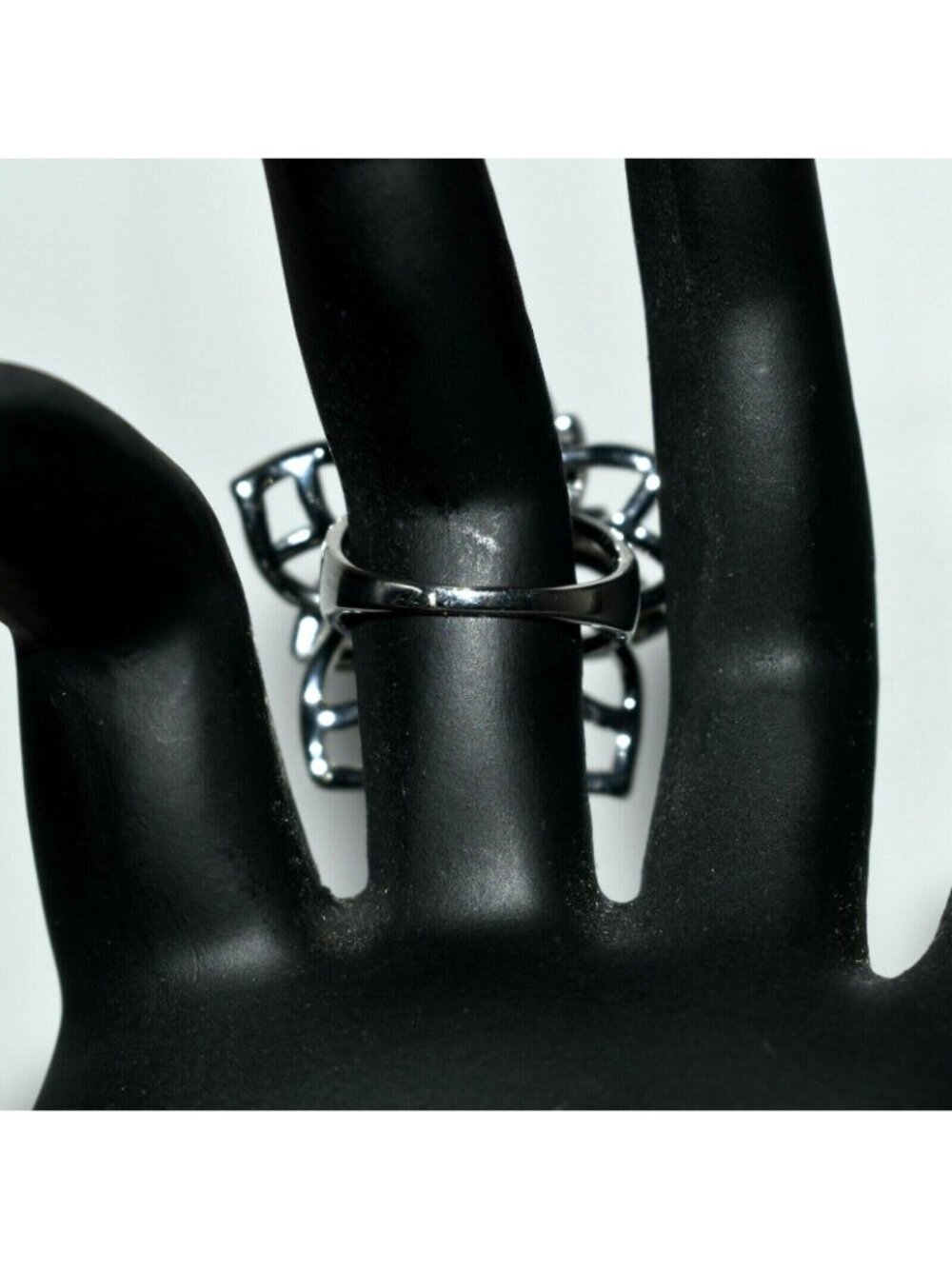 Blue Crystal Flower Ring Silver Rhinestone Statement Cocktail Jewelry Size 6.25 - Picture 4 of 8